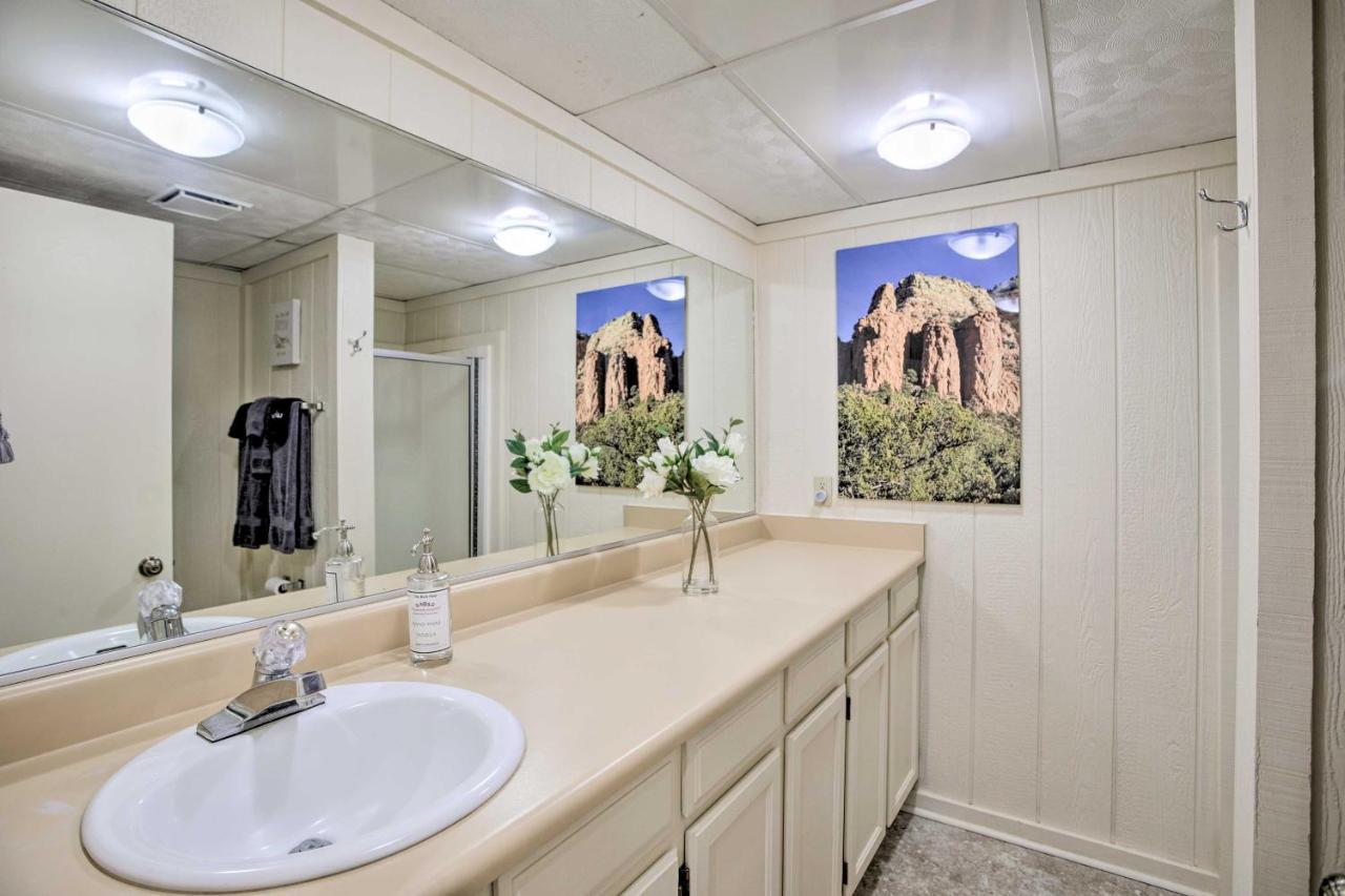 Sedona Hideaway With Swim Spa And Private Tavern! Экстерьер фото